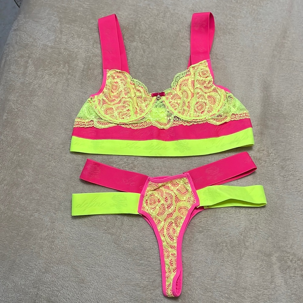 Color block contrast lace lingerie set